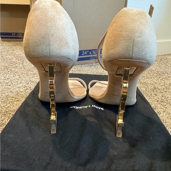 Yves Saint Laurent Tan Gold Heels with Iconic Logo - Picture 3 of 5